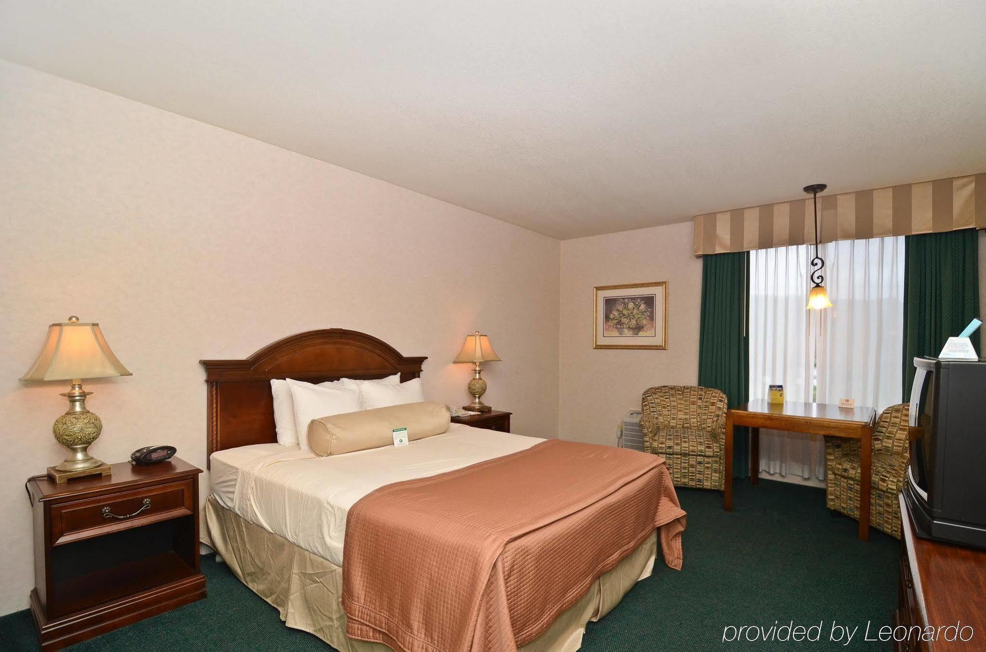 Western Salbasgeon & Hotel